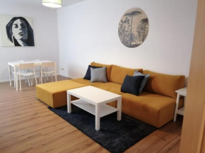 Neu eingerichtete Altbauwohnung mit Herz